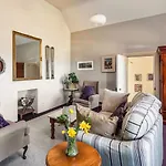 Granville House And Garden Aparthotel