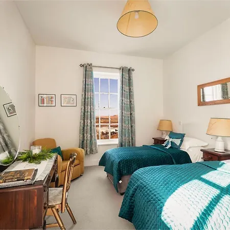 Hotel apartamentowy Granville House And Garden *