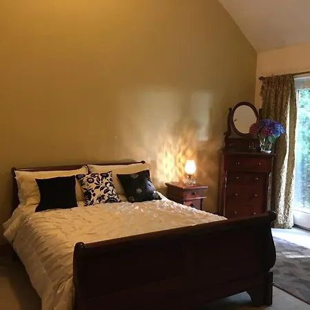 Granville House And Garden Ballyferriter