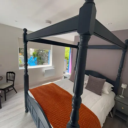 Granville House And Garden 4*