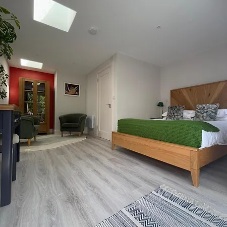 Granville House And Garden Apartmanhotel 4*