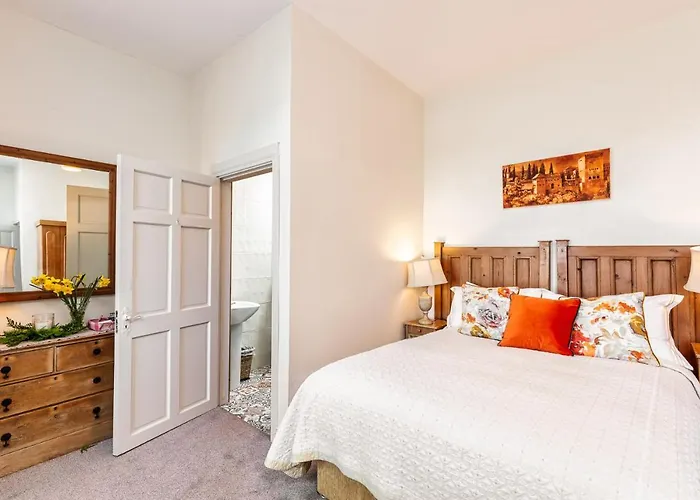 Granville House And Garden 公寓式酒店 巴里菲尔特