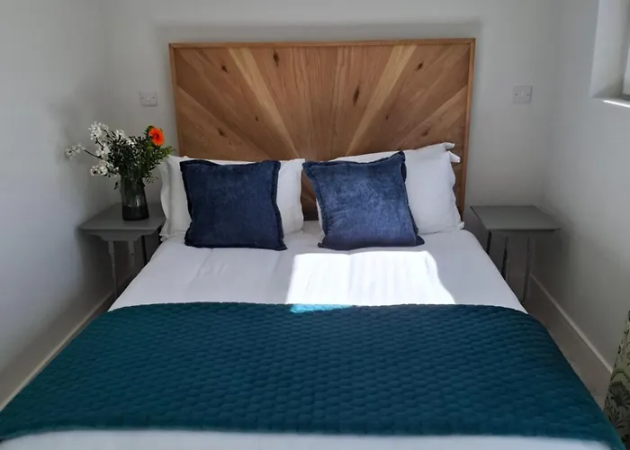 Granville House And Garden 巴里菲尔特