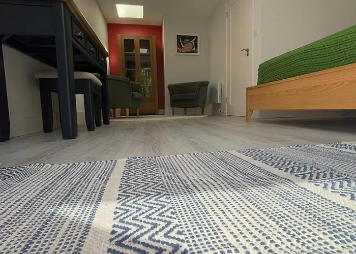 Granville House And Garden 公寓式酒店 巴里菲尔特